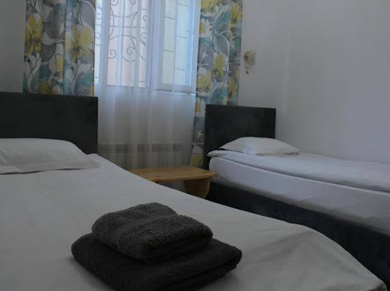 Jamilya'S B&B Guest House Karakol Exterior photo